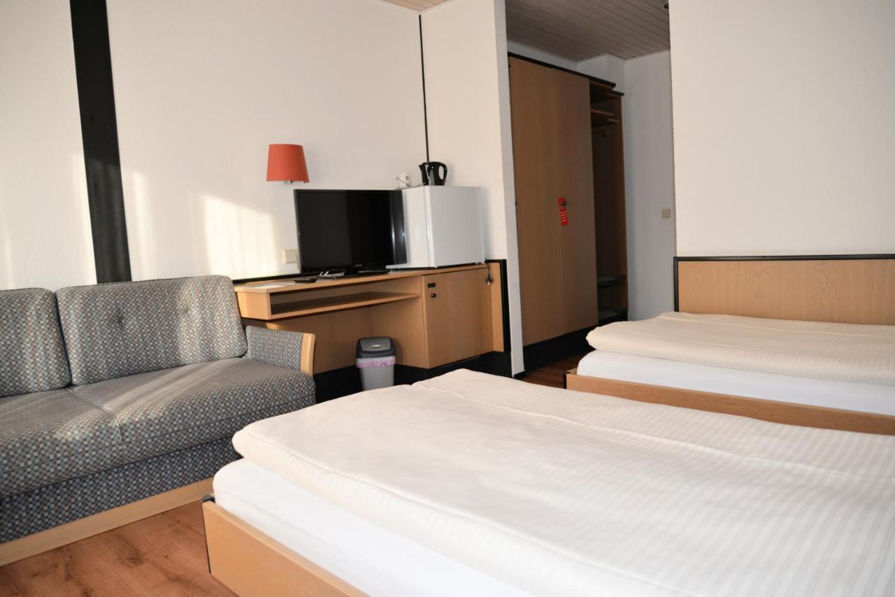 Hotel Paffhausen Wirges Exteriör bild