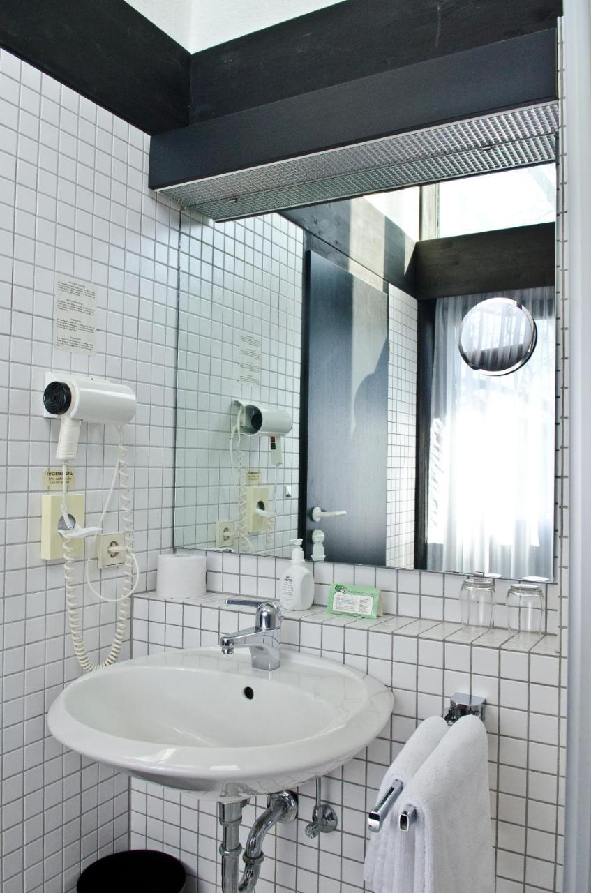 Hotel Paffhausen Wirges Exteriör bild